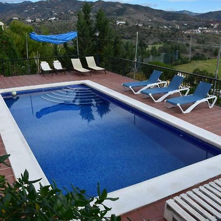 Apartamento-Estudio En Villa Con Piscina Малага Экстерьер фото