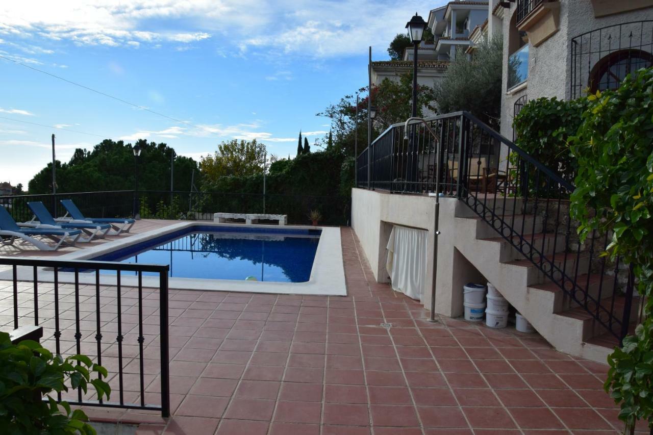 Apartamento-Estudio En Villa Con Piscina Малага Экстерьер фото